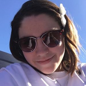 Meet your Posher, Jenna